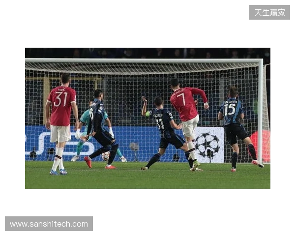 记者：因下赛季很大概率有欧冠踢，曼联想B费再至少留队1年